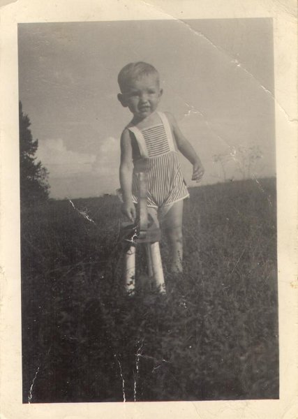 James Author Roberson 220