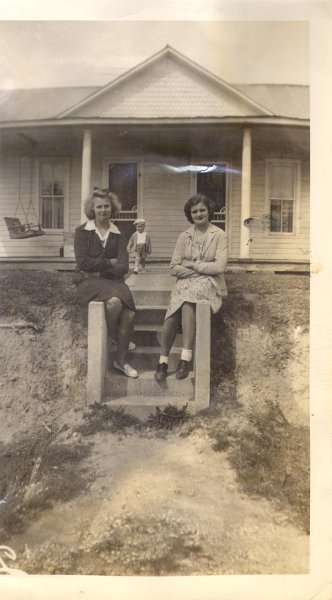 Jimmy Roberson, Ruth Butler, Anna Lee Blissitt 062