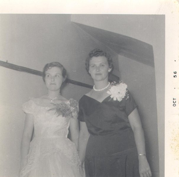 JuantiaRoberson and ClaraRose Harned02