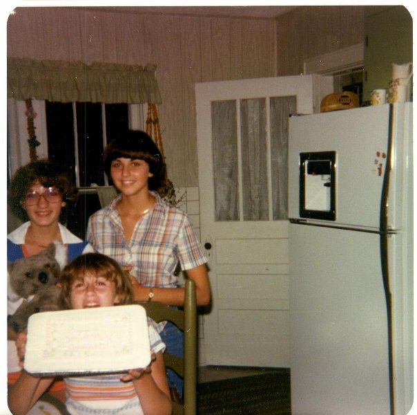 RobinJuanitaCheryl204