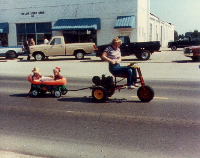 Parade026