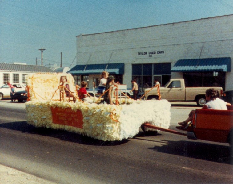 Parade032